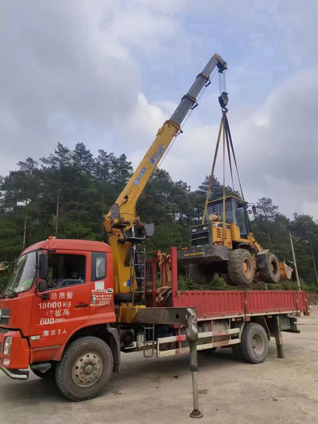 江陵县找吊车出租公司的时候需要注意什么