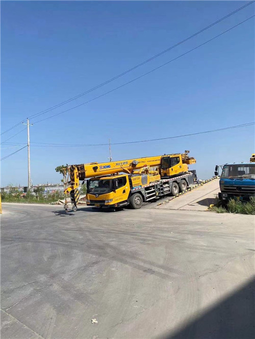 江陵县吊车作业时，可能会产生哪些额外收费项目？